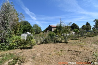 Boerderij met 7 hectare en diverse bronnen