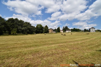 Landelijk leven in een rustig dorpje
