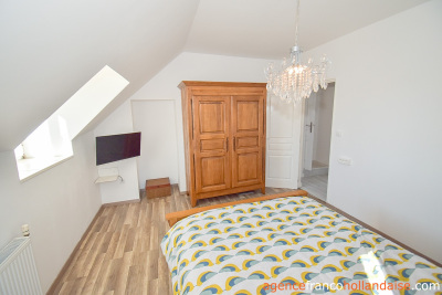 Huis met gîte en diverse schuren