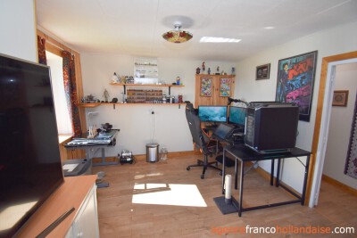 Huis met appartement en prachtig uitzicht