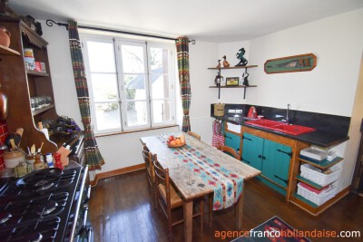 Huis met appartement en prachtig uitzicht