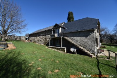 Huis met appartement en prachtig uitzicht
