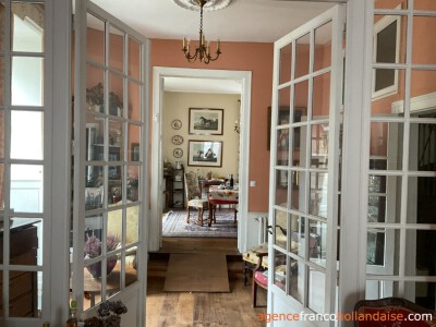 Romantisch dubbel woonhuis uit 1800