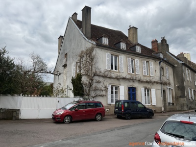 Romantisch dubbel woonhuis uit 1800