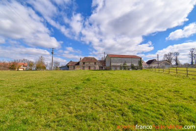 Te restaureren boerenhuis en 6000 m²
