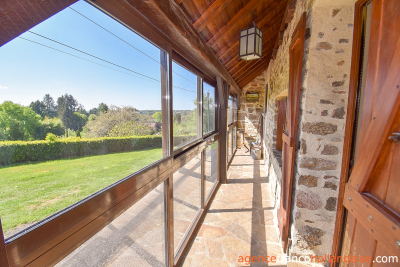 Twee woningen, 11 hectare en rust
