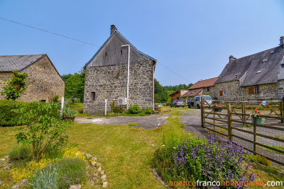 Charmant, au calme et prêt pour vous
