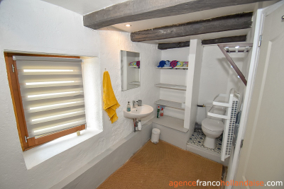 Charmant, au calme et prêt pour vous