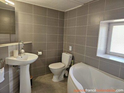 Domein met 3 woningen