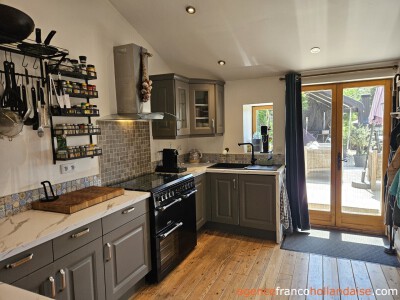Domein met 3 woningen